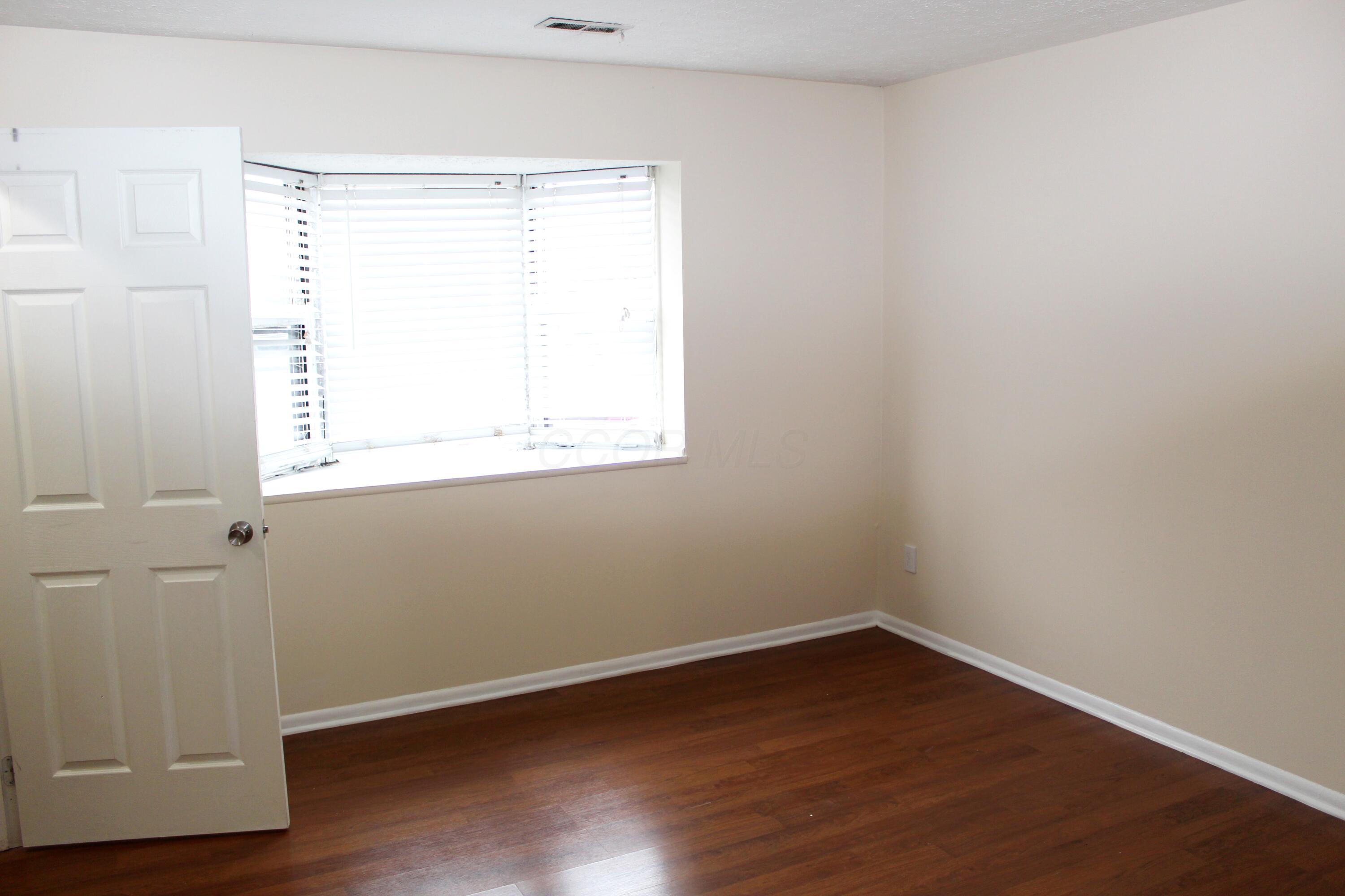 2241 Hedgerow Road, Unit 2241D Columbus, OH 43220 - Photo 16 of 21 2241 BR 1