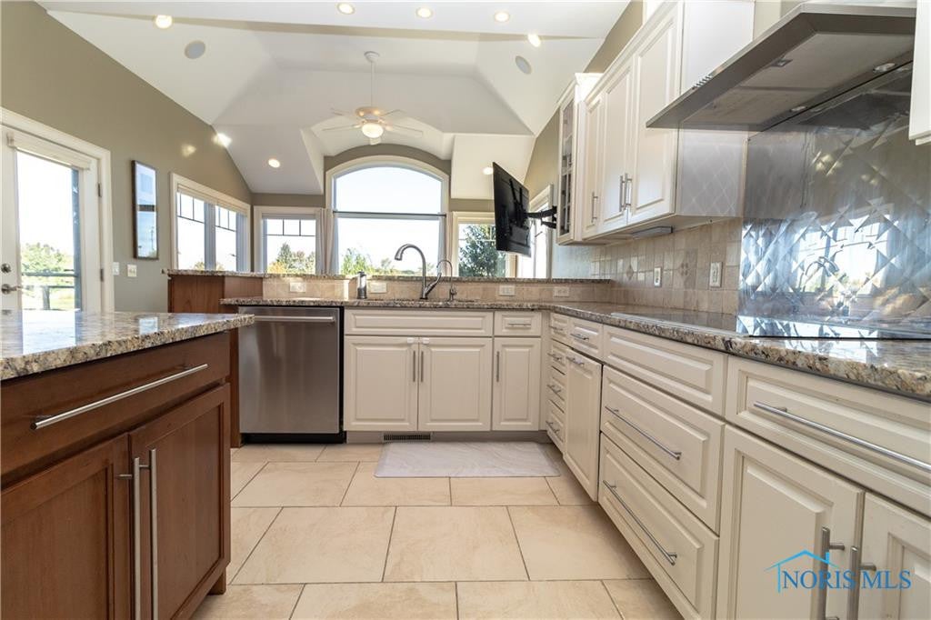 2935 Quarry Road Maumee, OH 43537 - Photo 14 of 50 Gallery Image 14