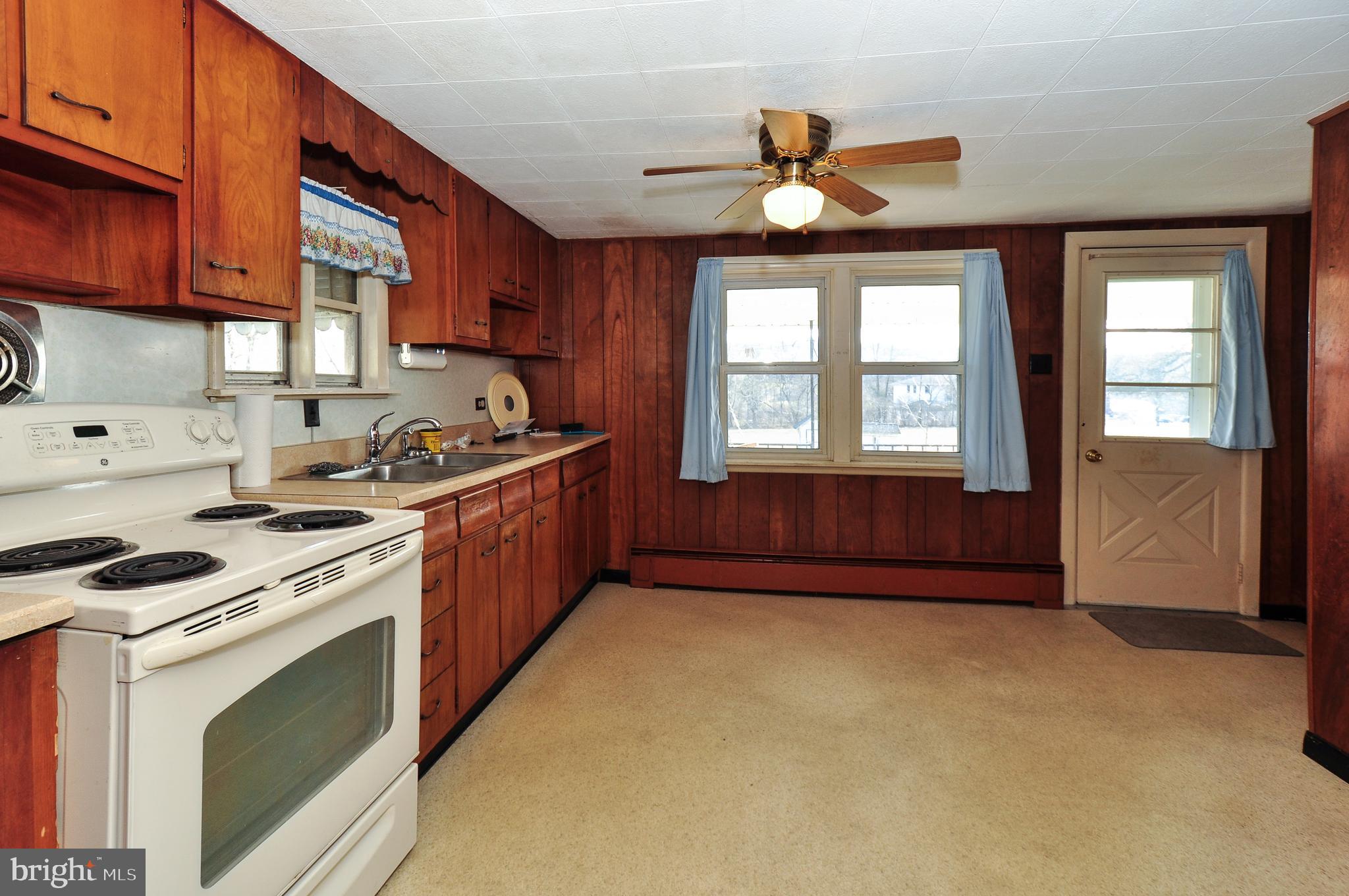 110 Rock Road Pine Grove, PA 17963 - Photo 11 of 32 Gallery Image 11