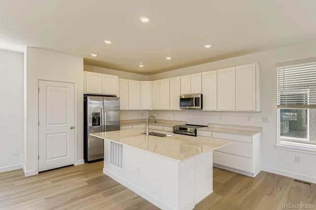 $717,650 | 7780 South Cherokee Trail, Centennial, CO 80016