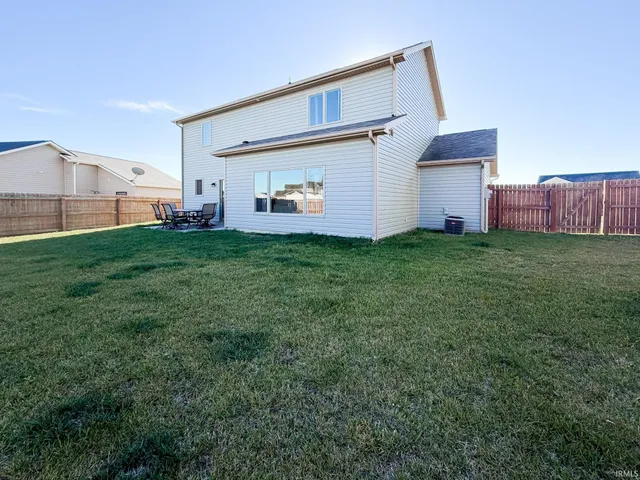 $264,900 | 182 West Cambridge Drive, Columbia City, IN 46725