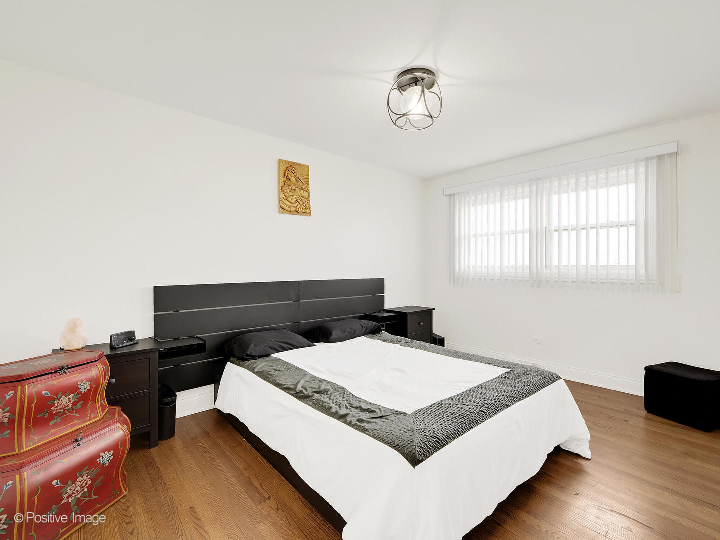 20-w065 South Frontage Road Lemont, IL 60439 - Photo 14 of 30 a living room with furniture and a window