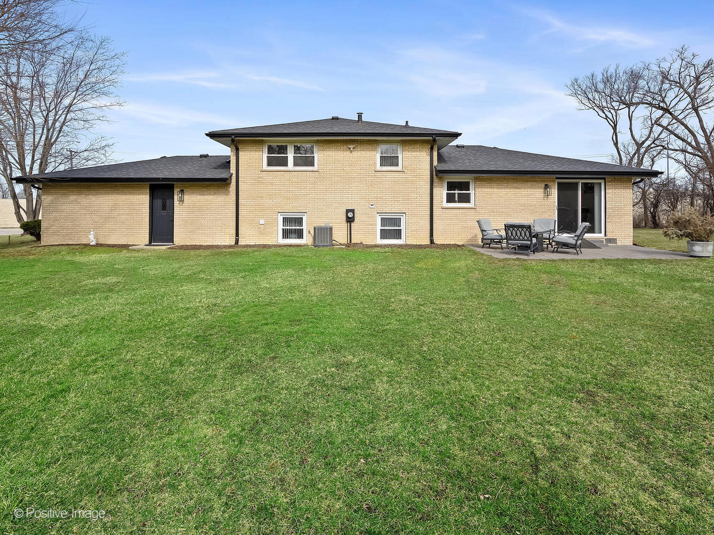 20-w065 South Frontage Road Lemont, IL 60439 - Photo 22 of 30 a front view of a house with a yard