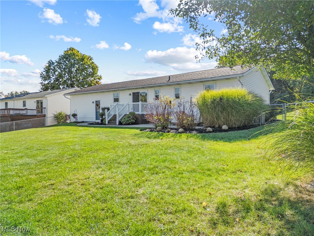 1521 Bravado Road Southwest Canton, OH 44706 - Photo 25 of 37 Back of property