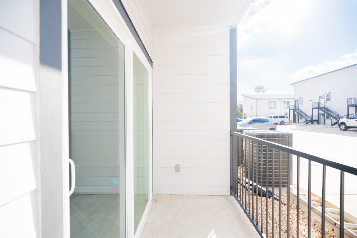 2101 Reinke Road, Unit 8112 Waller, TX 77484 - Photo 24 of 33 a view of a balcony and bathroom