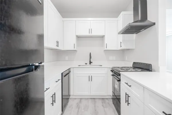 $1,350 | 2101 Reinke Road, Unit 8112, Waller, TX 77484