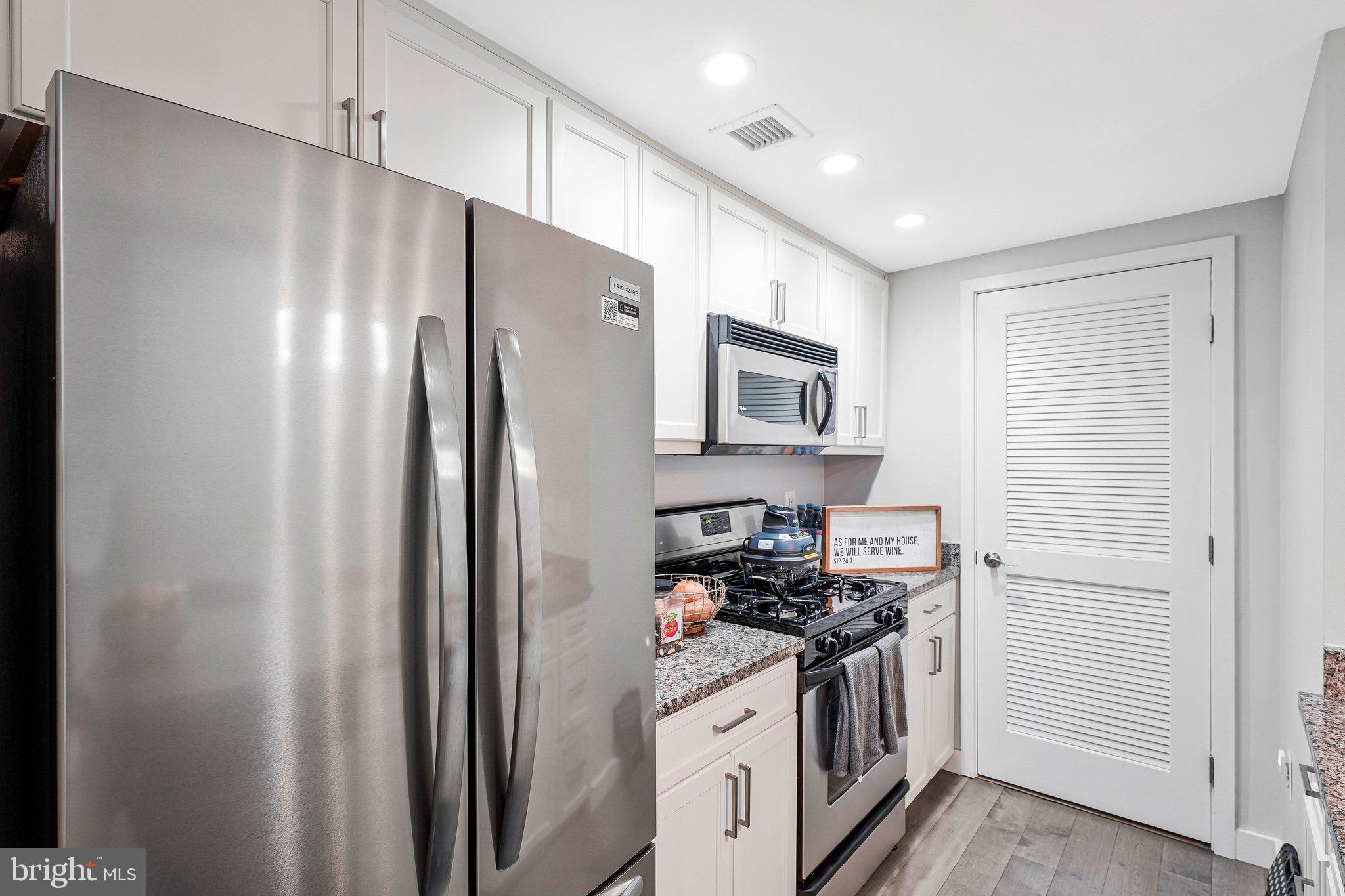 912 F Street Northwest, Unit T00 Washington, DC 20004 - Photo 6 of 22