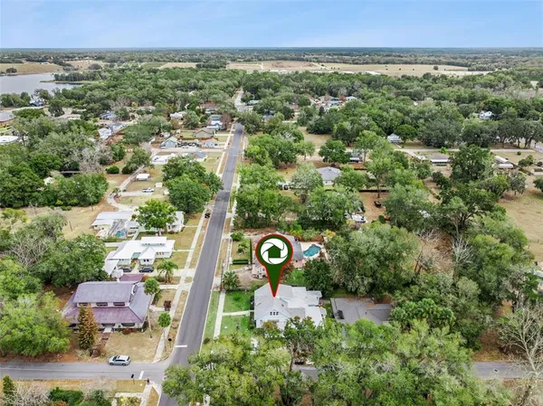 $299,900 | 212 Cassady Street, Umatilla, FL 32784