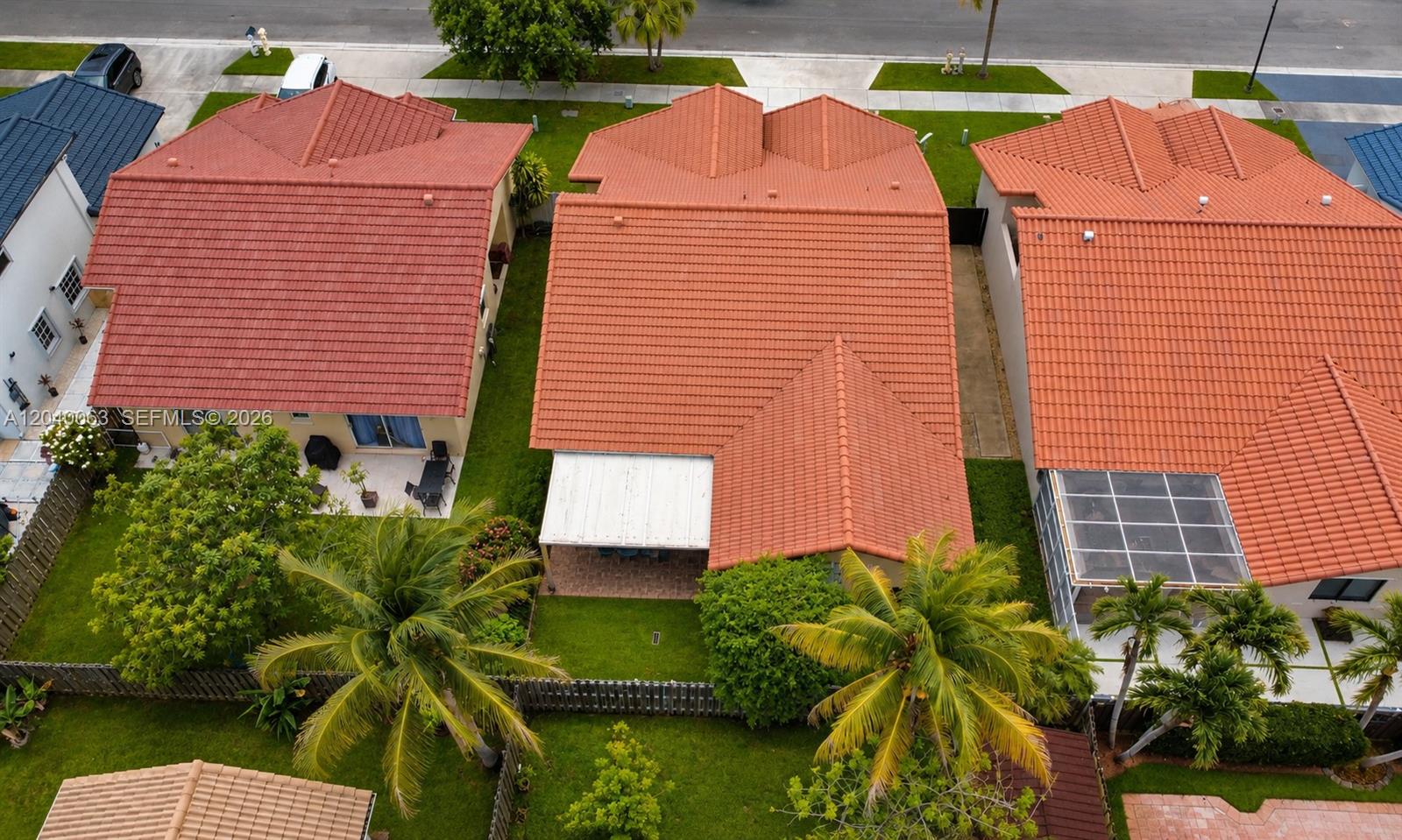 7743 Southwest 157th Place Miami, FL 33193 - Photo 5 of 30
