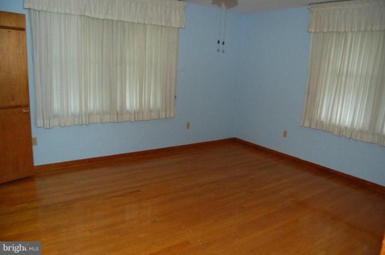 107 Montrose Road Pasadena, MD 21122 - Photo 9 of 10 Bedroom 3