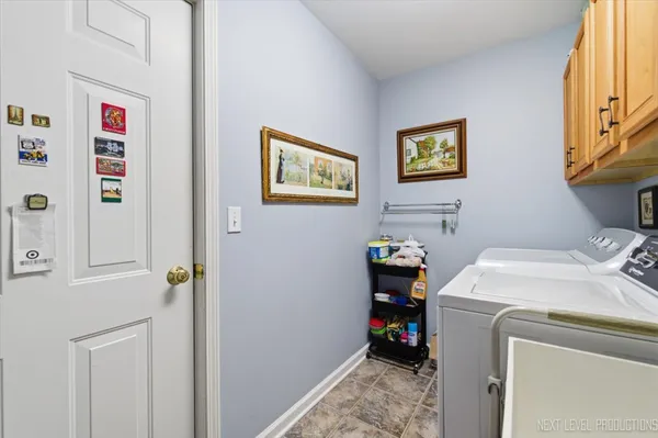 $305,000 | 247 West Dekalb Drive, Maple Park, IL 60151