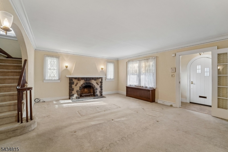 124 Walker Road West Orange, NJ 07052 - Photo 5 of 37