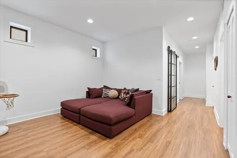 $1,225,000 | 610 North Damen Avenue, Chicago, IL 60612