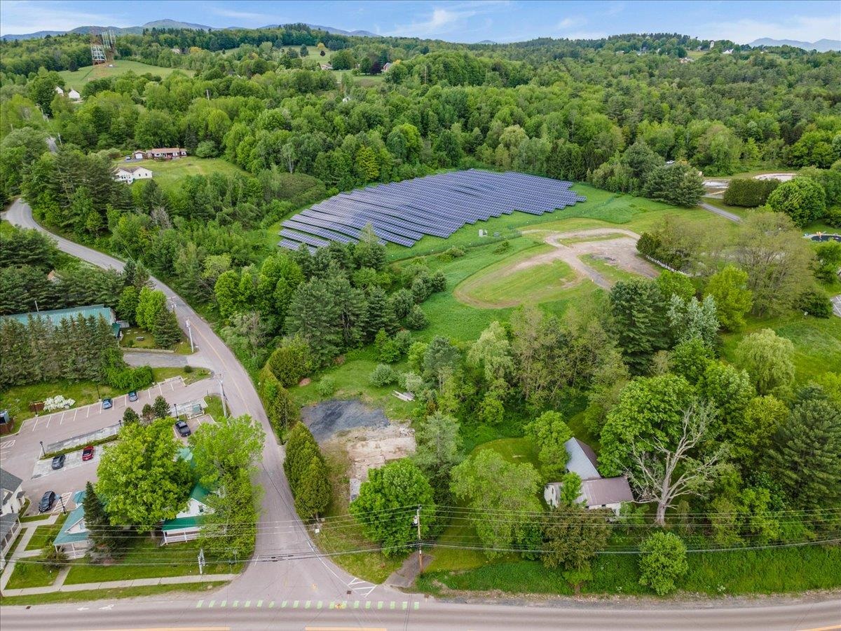 20 Crossroad Waterbury, VT 05676 - Photo 7 of 9