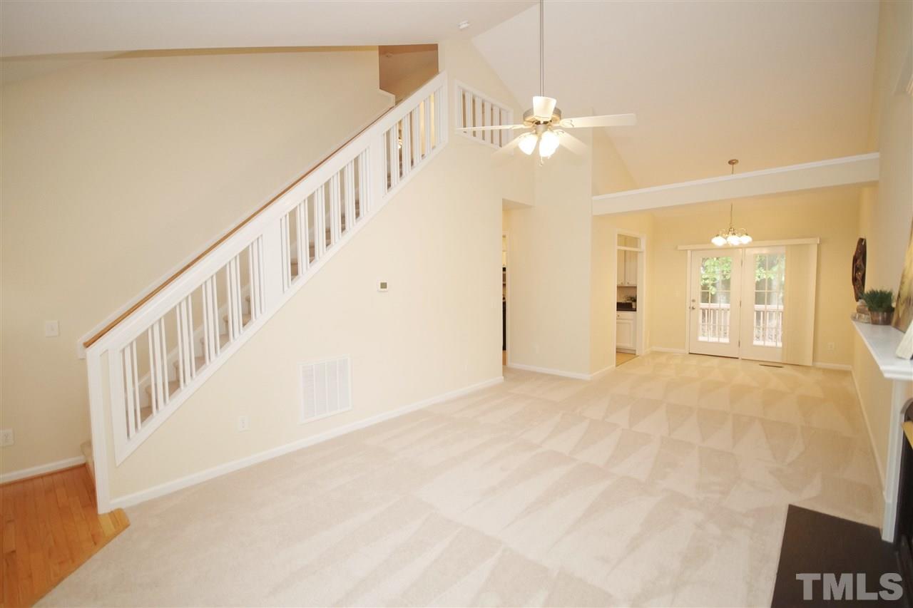 5209 Groveside Court Raleigh, NC 27613 - Photo 5 of 25 a view of an entryway