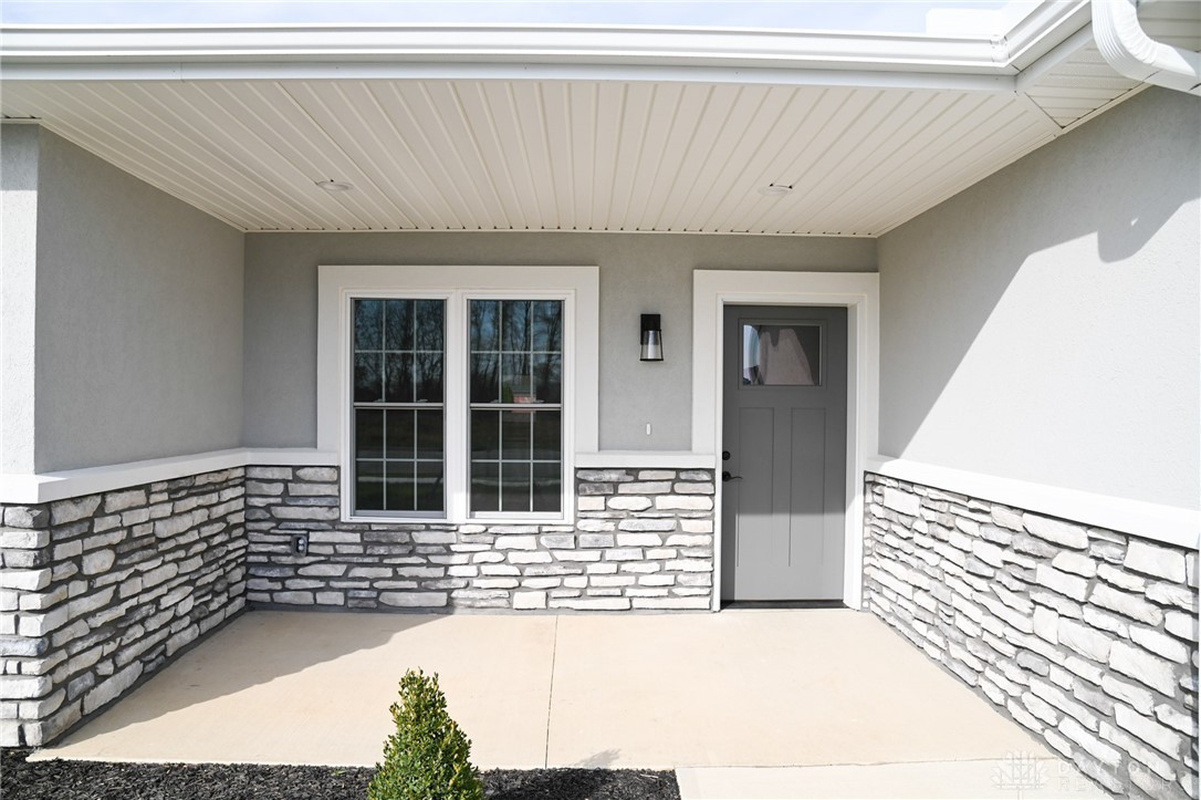 435 Reed Avenue Versailles, OH 45380 - Photo 2 of 32