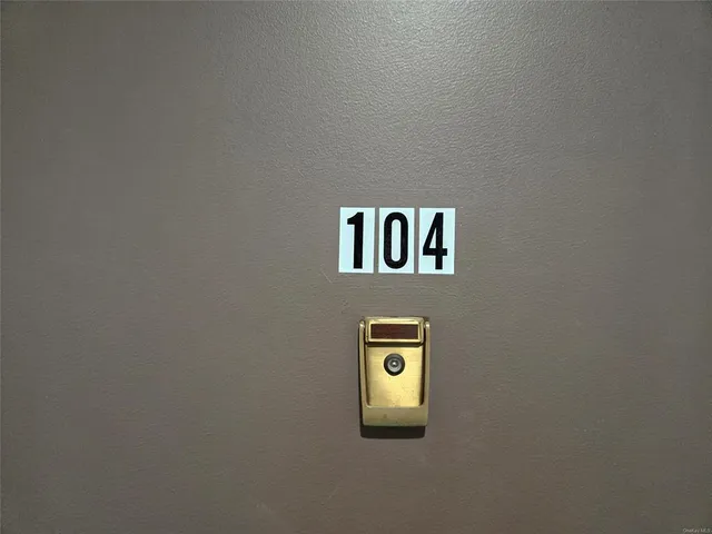 $2,100 | 119 Crooked Hill Road, Unit 104, Pearl River, NY 10965