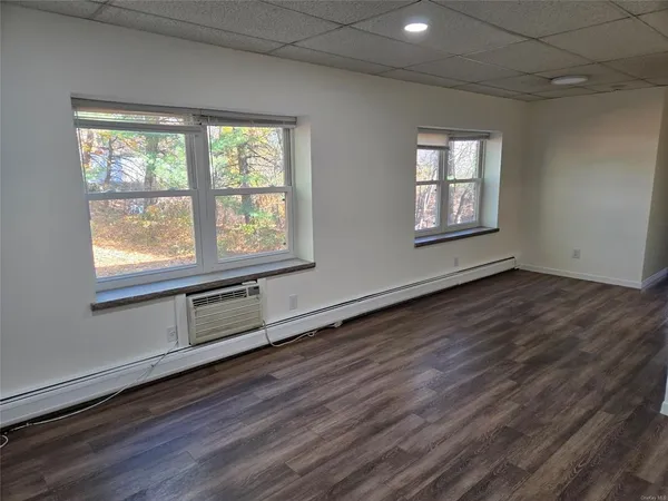 $2,100 | 119 Crooked Hill Road, Unit 104, Pearl River, NY 10965