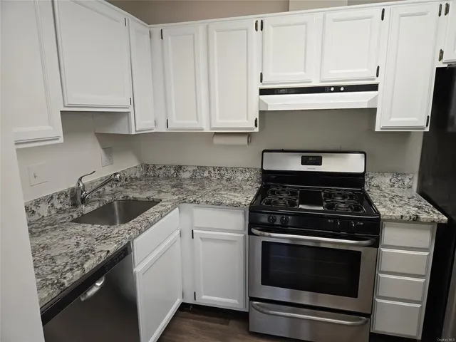 $2,100 | 119 Crooked Hill Road, Unit 104, Pearl River, NY 10965