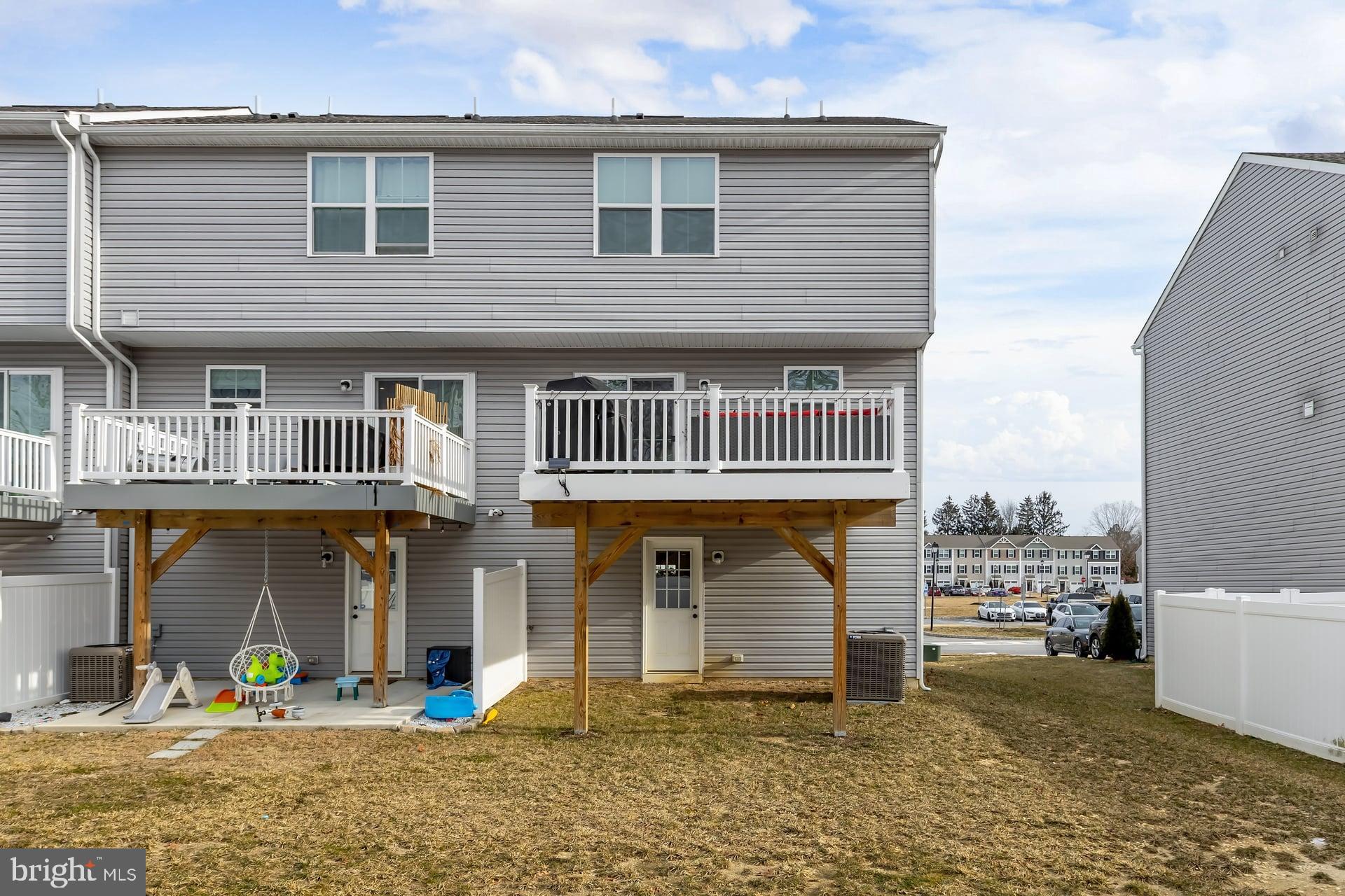 240 Rothberg Drive Williamstown, NJ 08094 - Photo 3 of 24