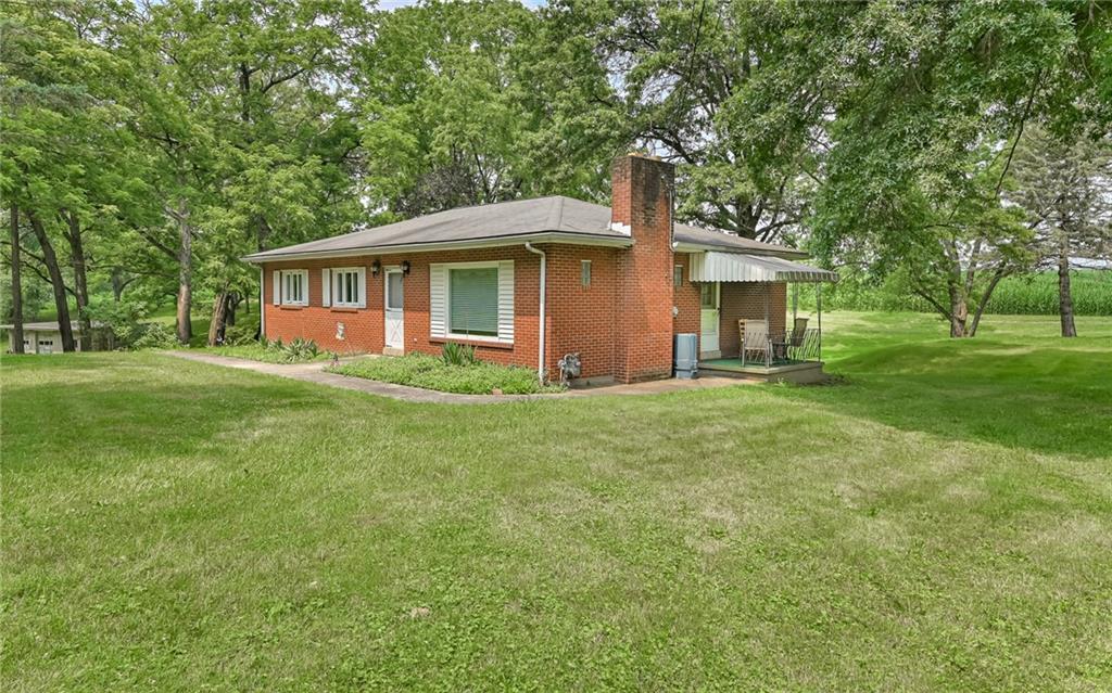 111 Leslie Road Valencia, PA 16059 - Photo 3 of 25 Gallery Image 3