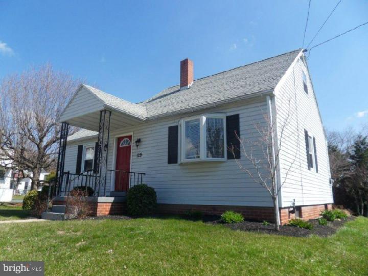 125 Reeser Street Leesport, PA 19533 - Photo 2 of 18 Gallery Image 2