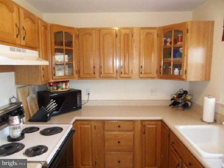 125 Reeser Street Leesport, PA 19533 - Photo 9 of 18 Gallery Image 9