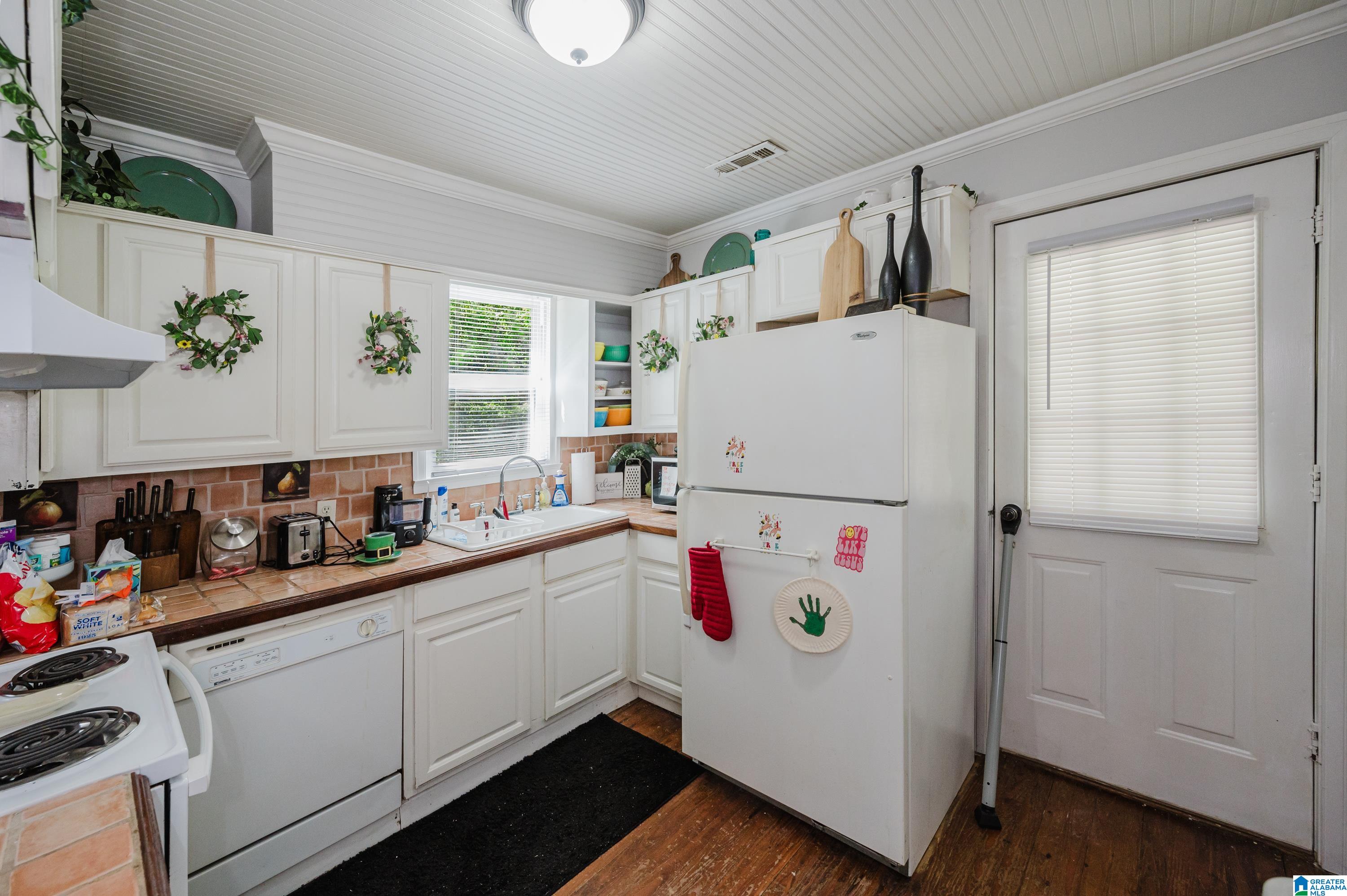 133 Mountainview Road Sylacauga, AL 35150 - Photo 12 of 30 Gallery Image 12