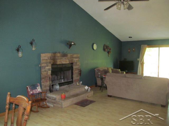 10625 Marshall Road Birch Run, MI 48415 - Photo 12 of 27 20362379-11.JPG