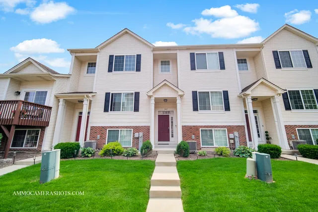 $275,000 | 1405 Manning Avenue, Montgomery, IL 60538