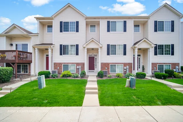 $275,000 | 1405 Manning Avenue, Montgomery, IL 60538