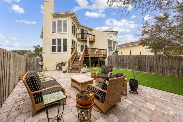 $599,999 | 2332 B 1st Avenue, Fernandina Beach, FL 32034