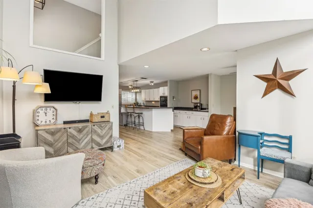 $599,999 | 2332 B 1st Avenue, Fernandina Beach, FL 32034