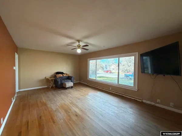 $382,000 | 835 Garfield Street, Lander, WY 82520