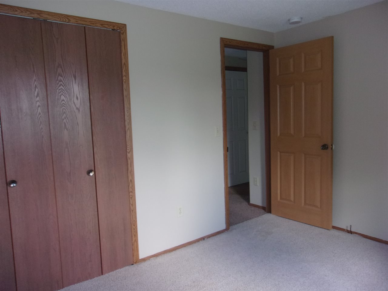 5467 South Crawford Road Mount Pleasant, MI 48858 - Photo 17 of 21 1804981-16.JPG