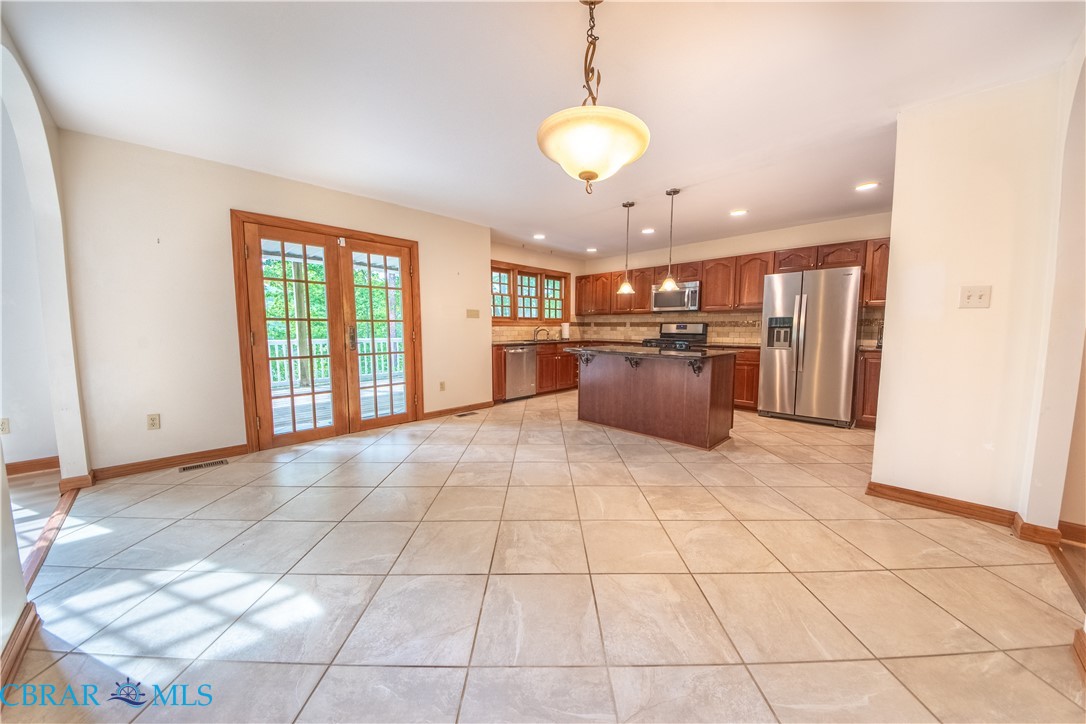 319 Parrotts Cove Road Water View, VA 23180 - Photo 8 of 41