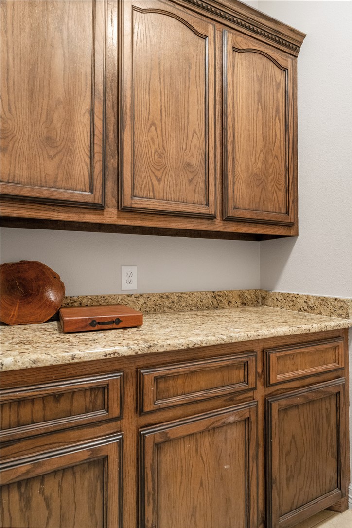 6934 Wooldridge Road, Unit K Corpus Christi, TX 78414 - Photo 11 of 20 a view of washer and dryer