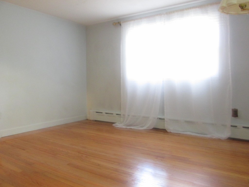 33 Horse Pond Road Shirley, MA 01464 - Photo 12 of 17 Gallery Image 12