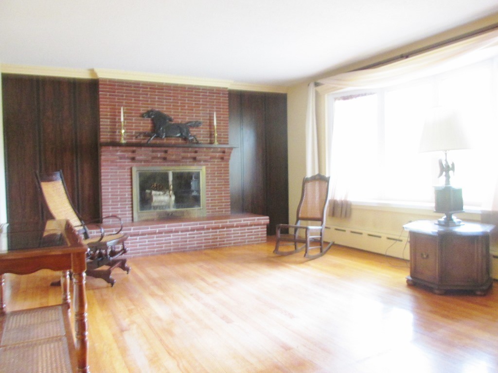 33 Horse Pond Road Shirley, MA 01464 - Photo 7 of 17 Gallery Image 7
