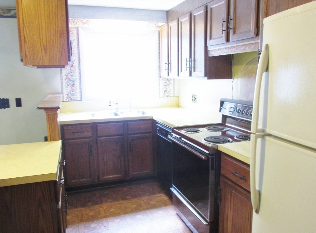 33 Horse Pond Road Shirley, MA 01464 - Photo 9 of 17 Gallery Image 9