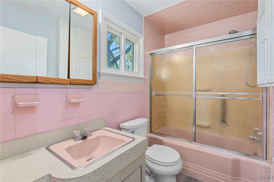 2515 Nottingham Road Bethlehem, PA 18017 - Photo 34 of 43 Gallery Image 34