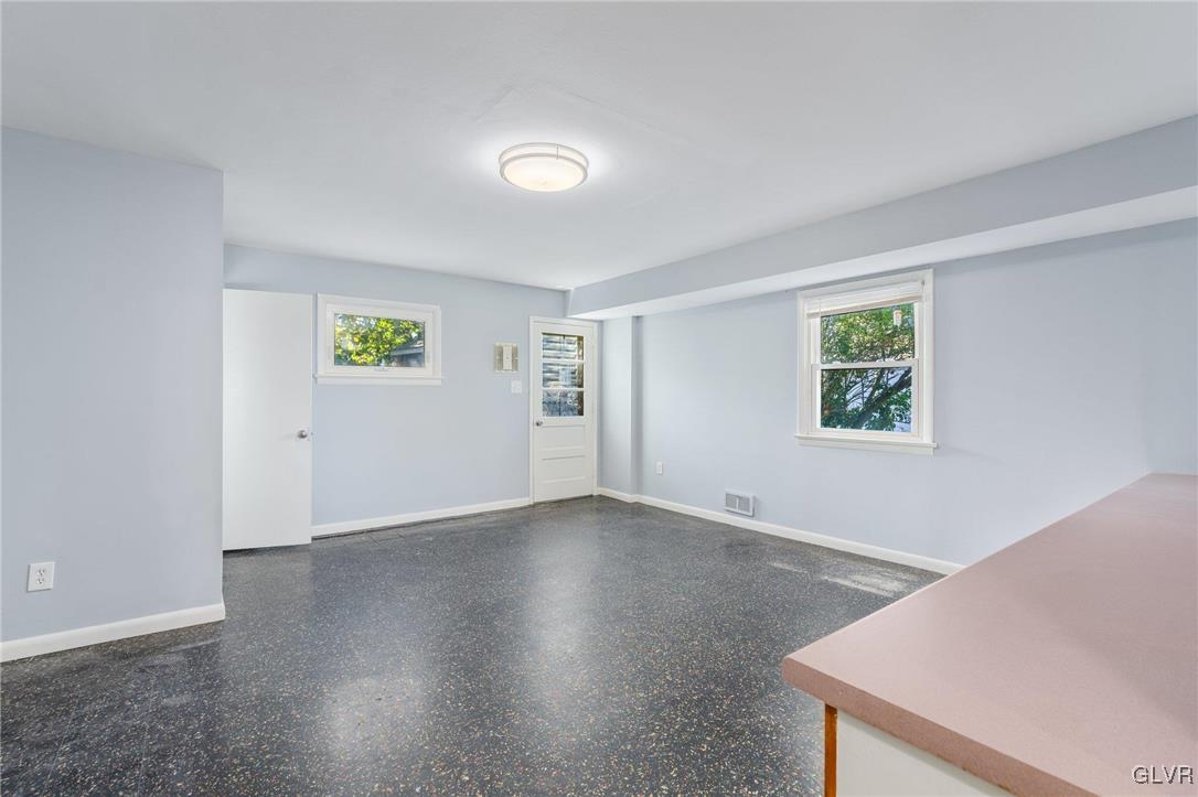 2515 Nottingham Road Bethlehem, PA 18017 - Photo 35 of 43 Gallery Image 35