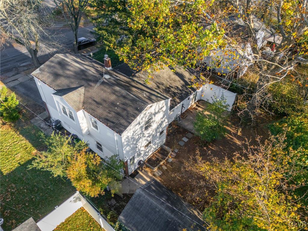2515 Nottingham Road Bethlehem, PA 18017 - Photo 7 of 43 Gallery Image 7