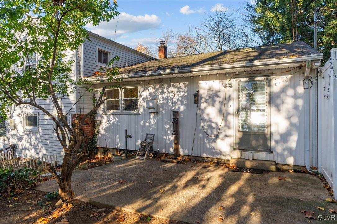 2515 Nottingham Road Bethlehem, PA 18017 - Photo 10 of 43 Gallery Image 10