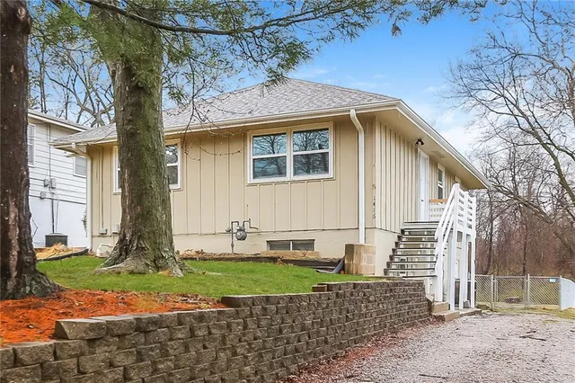 $1,640 | 1416 East Pacific Avenue, Independence, MO 64050