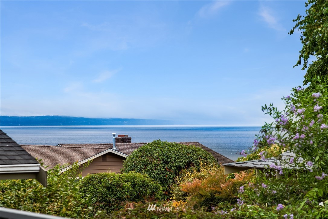 809 Walnut Street Edmonds, WA 98020 - Photo 2 of 25 Gallery Image 2
