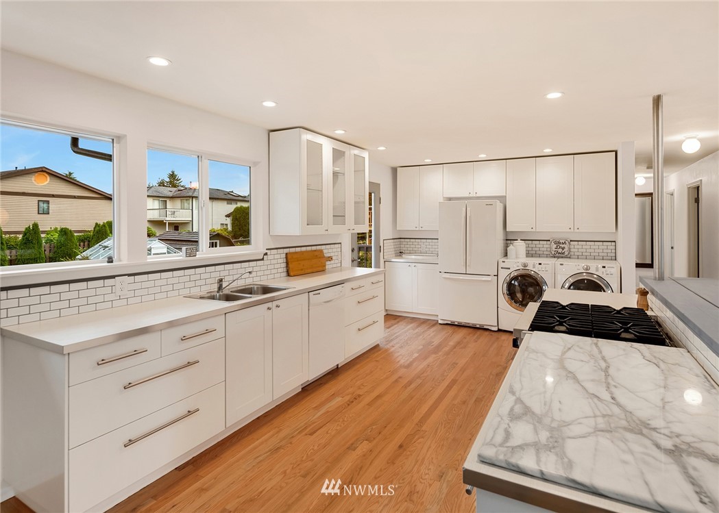 809 Walnut Street Edmonds, WA 98020 - Photo 12 of 25 Gallery Image 12