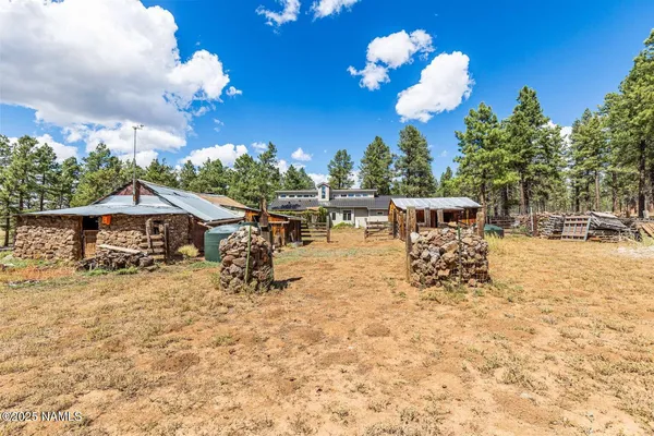 $1,725,000 | 995 North Transwestern Pump Road, Bellemont, AZ 86015