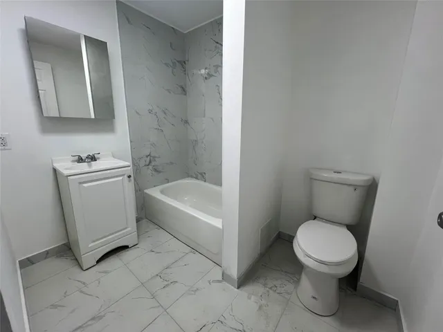 $875 | 24 Robinson Street, Unit 3, Binghamton, NY 13901