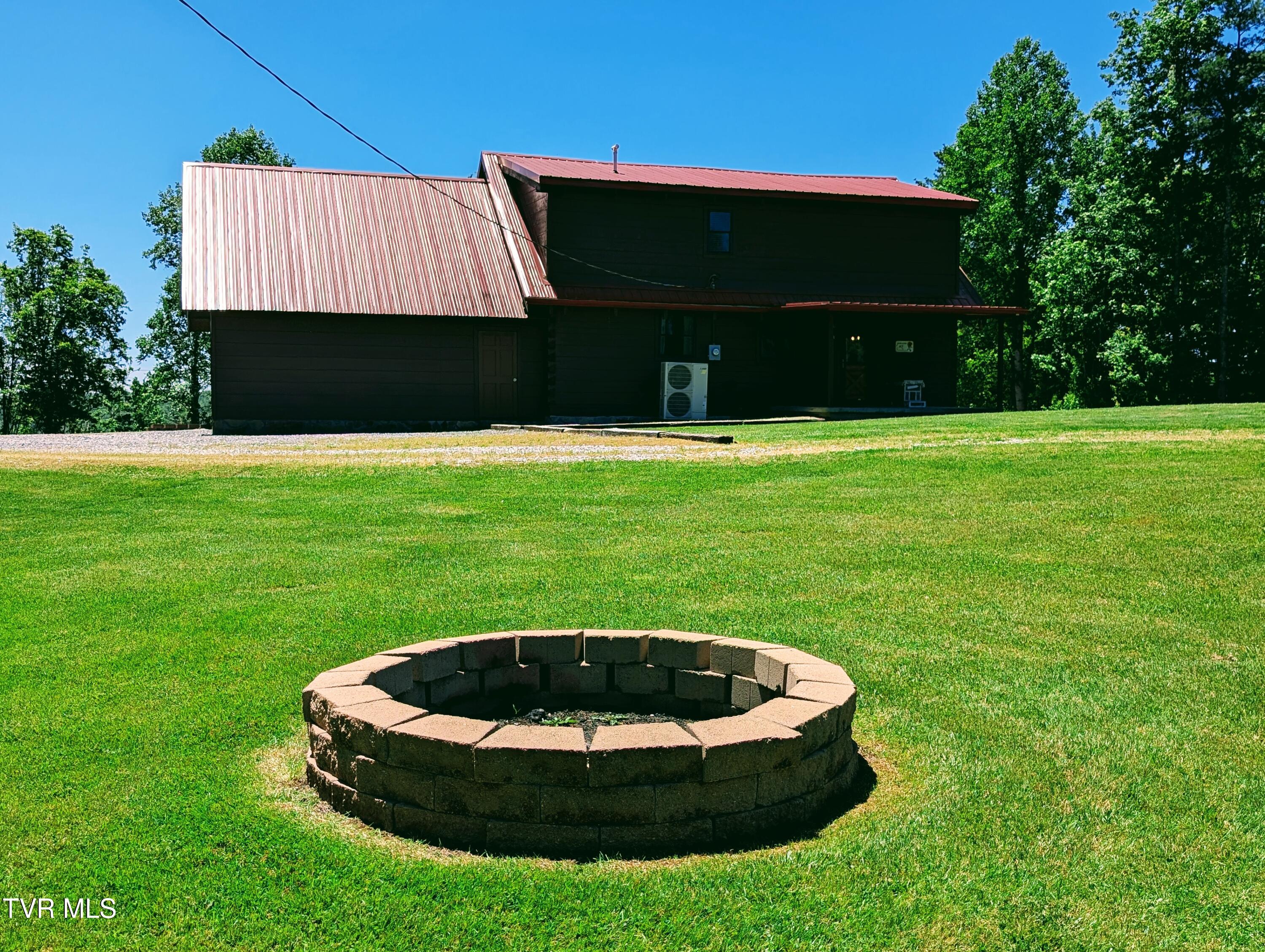 3524 Fairfax Road Coeburn, VA 24230 - Photo 8 of 41 1000022183